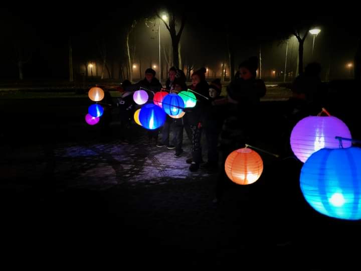 Gratis Lampionnentocht door de wijk voor groot en klein